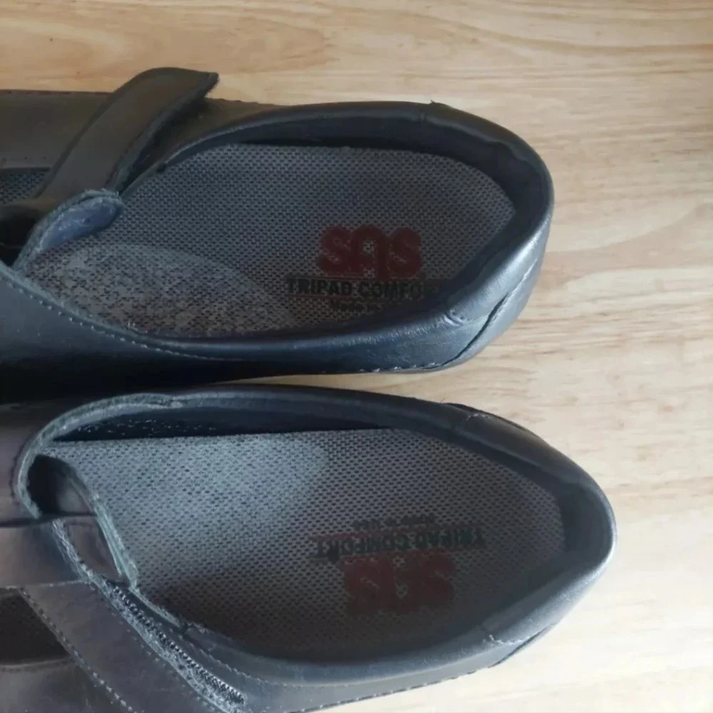 SAS Roamer Women's Size 11/12 black leather Mary Jane Loafers Tripad comfort